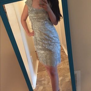Kay unger silver stunning dress!